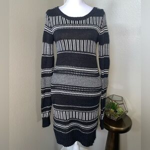 Roxy sweater dress, black and white size XS